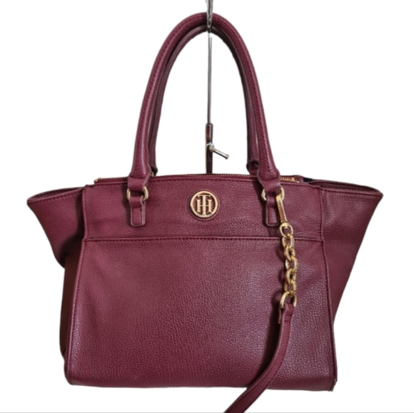 Tommy Hilfiger Handbags - Tommy Hilfiger burgundy faux leather bag shoulder bag